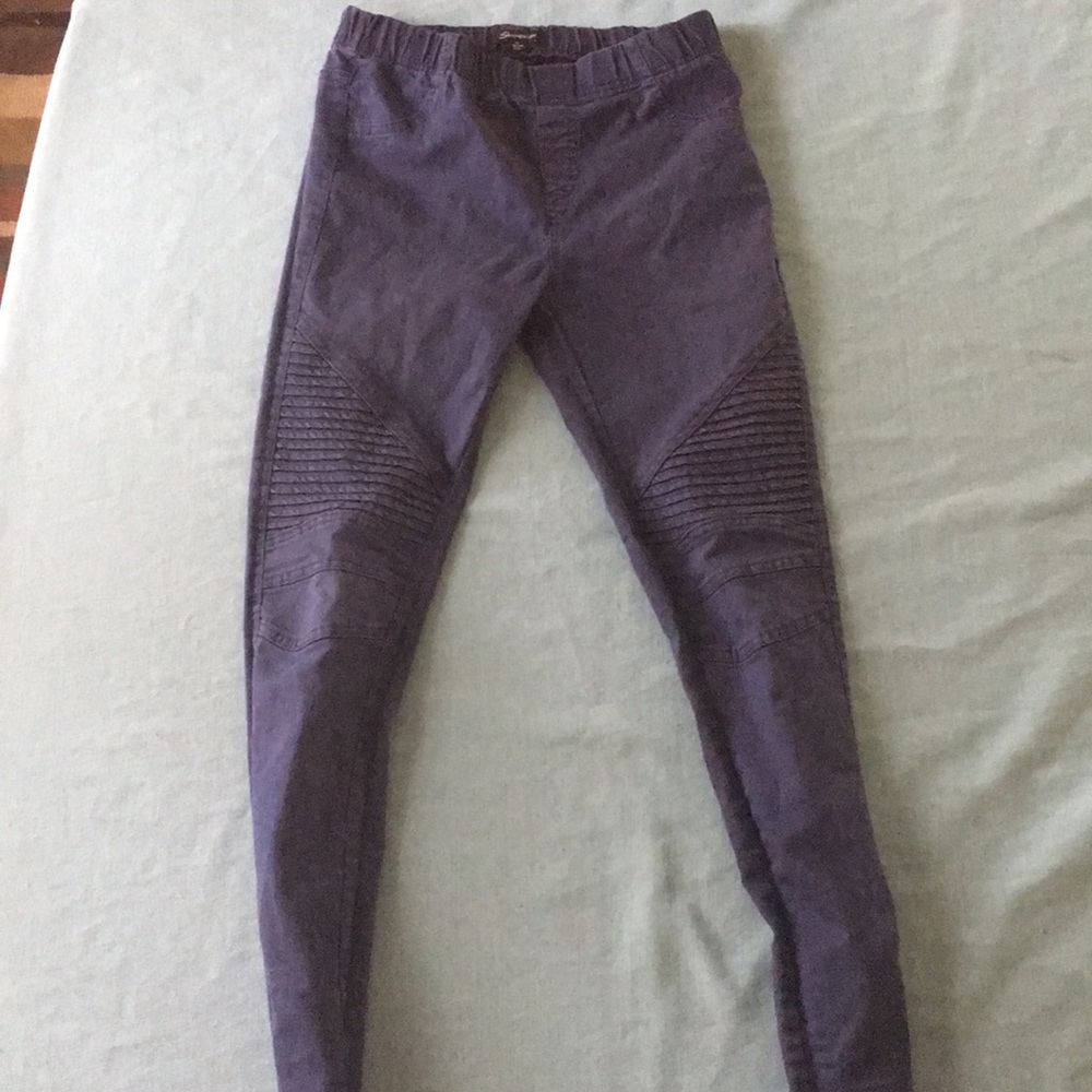 Stretchy navy blue Moto leggings
